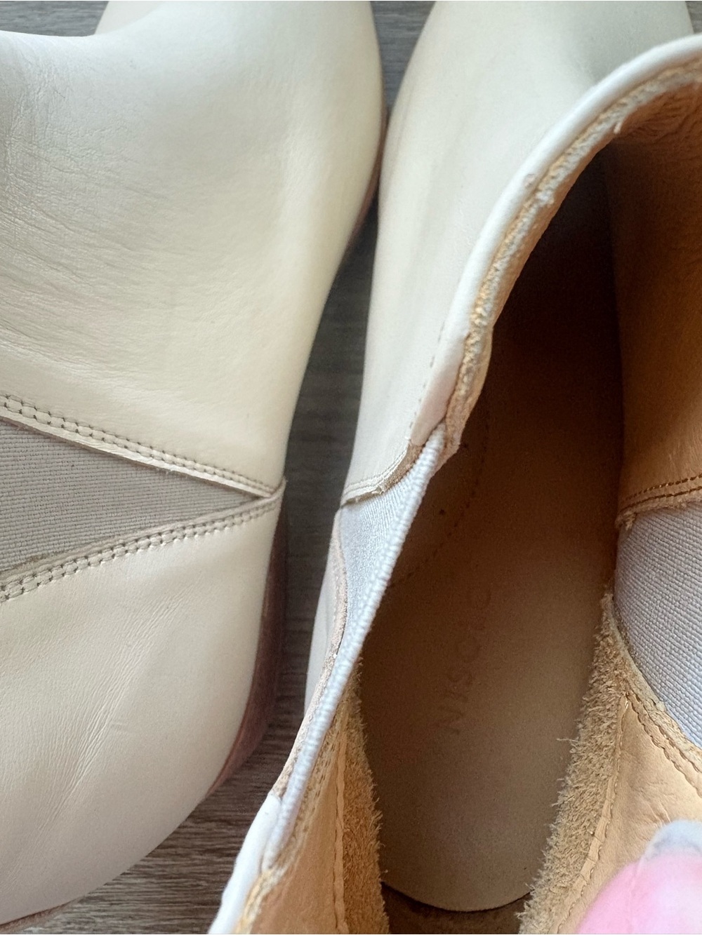 Nisolo Everyday Chelsea Boots in the discontinued Bone color Size 8 - Picture 9 of 9